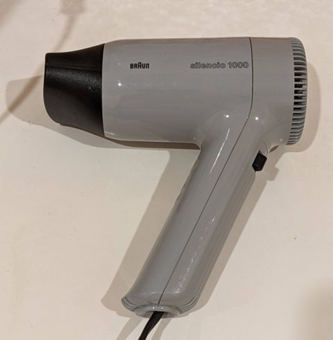 Image représentant un sèche-cheveux Braun Silencio 1000