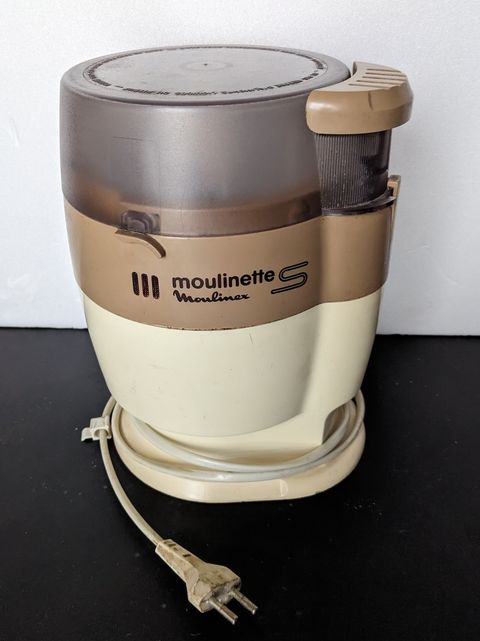 Image représentant une «&nbsp;moulinette S&nbsp;» de Moulinex