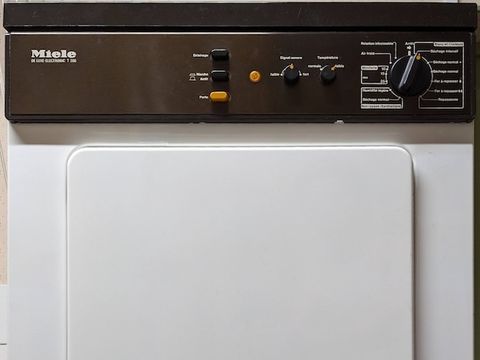 Image représentant un sèche-linge à évacuation