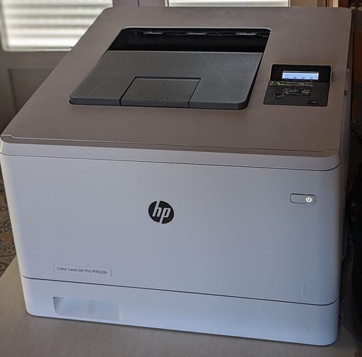 Imprimante HP Color LaserJet Pro M452dn.