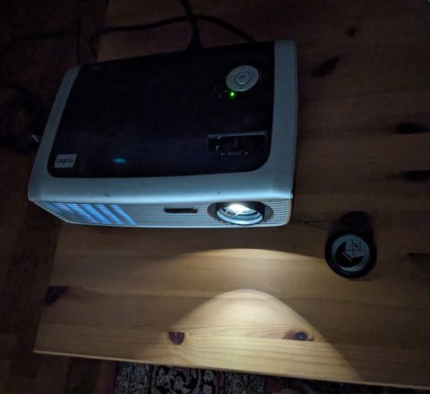 Image représentant un vieux vidéoprojecteur