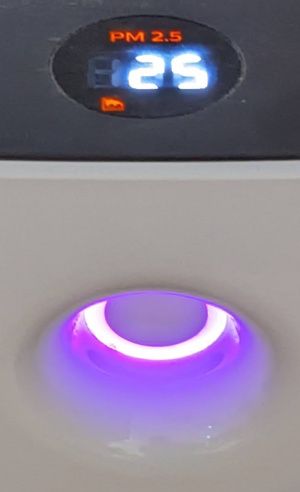 Voyant violet indiquant un niveau de particules de 25